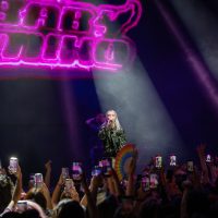 Young Miko Desborda Sensualidad y Llena de flow el Teatro Caupolicán