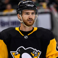 Jugador de hockey muere tras accidente con un patín en pleno partido