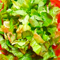  El tomate baja de precio y se espera que continúe haciéndolo