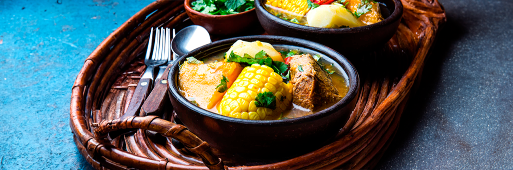 ¡Pero mi mamá la hace solo en verano! La cazuela de vacuno es la comida favorita de los chilenos en invierno