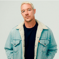 Diplo sorprende en Chile: ¡Se une a una clase de pilates en las calles de Punta Arenas!