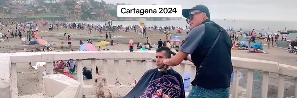 Chamba es chamba: Barbería se instala en plena playa de Cartagena