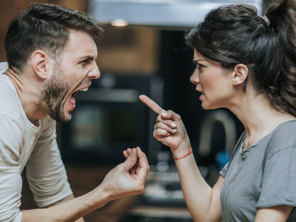 Buscando resolver: Con esta palabra evitarías las discusiones con tu pareja