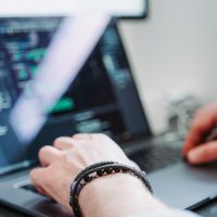 Trágame tierra: Señalan que el modo incógnito de Google Chrome no es muy secreto