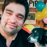 Uruguayo celebró los 14 años de su perrito Pipo