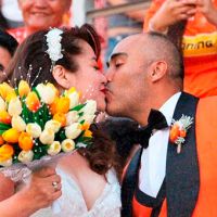 ¡Este si es amor! Recién casados fueron a ver el retorno de Cobreloa