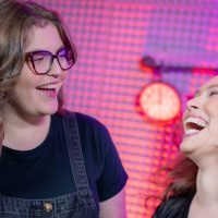 VALGOIO POR CAROLINA - LOS EX QUE VAN A LOS FUNERALES FAMILIARES