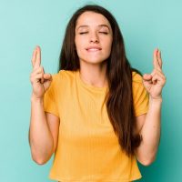 Lo hago cada día: ¿por qué cruzamos los dedos para tener buena suerte?