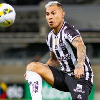 Está solo a una firma: Puede que Eduardo Vargas juegue en el Colo Colo