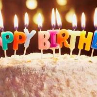 ¡Ya se han demorado! Proyecto busca que los trabajadores tengan libre en su cumpleaños