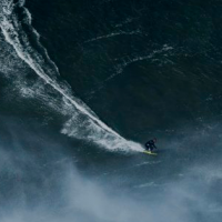 ¡Máquina po! Surfista alemán conquistó una ola de más de 28 metros