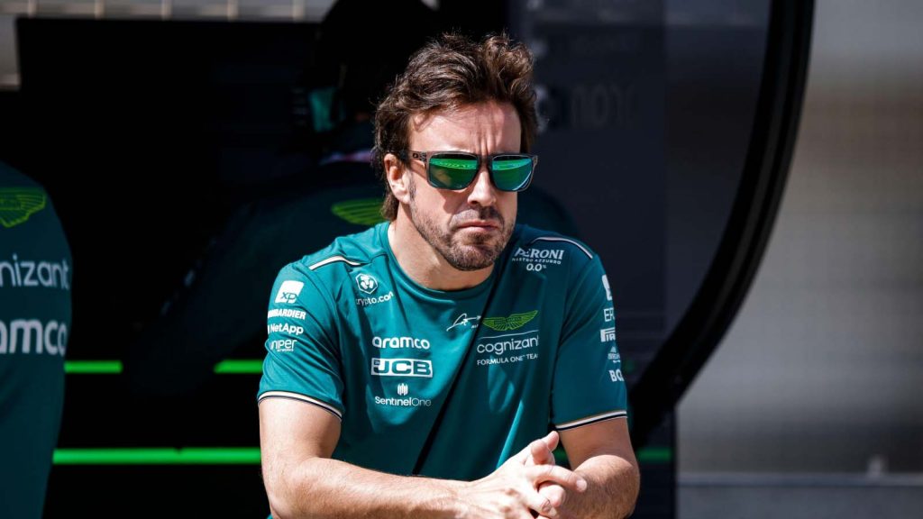 Lo bueno repite: Fernando Alonso se va a quedar en Aston Martin