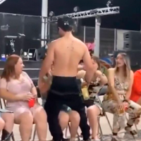 ¡Celebran día de la madre con stripper en colegio católico mexicano!