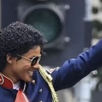 ¡Están igualitos! Nueva foto de Jaafar Jackson como el Rey del Pop