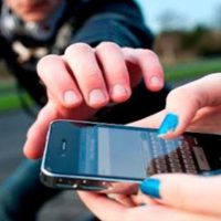 Ladrón Revela Caso de Violencia Doméstica Tras Robar un Celular