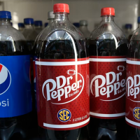 ¡Ya pero nadie le gana a la coquita! Dr Pepper supera a Pepsi en las bebidas más vendidas
