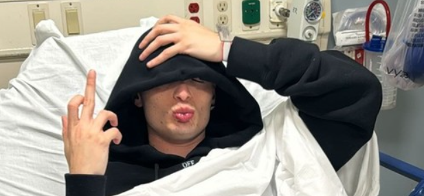 Peso Pluma Termina su Show en Nueva York con una Fractura