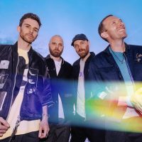 Partiste a dedicarlo: Coldplay tiene nuevo single "feelslikeimfallinginlove"