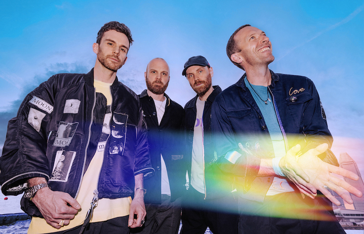 Partiste a dedicarlo: Coldplay tiene nuevo single “feelslikeimfallinginlove”