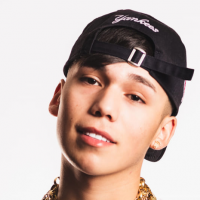 ¡Y se viene nueva gira! “Ares Klein” de Jere Klein entra al Top 10 Global Semanal de Spotify
