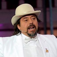 ¡Se nos va un glande! Humorista Bombo Fica anuncia su retiro de los escenarios