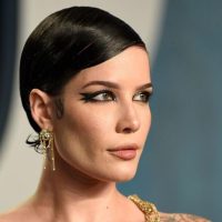 "Estoy Viva de Milagro": Halsey Confiesa Su Lucha Contra el Lupus y la Leucemia