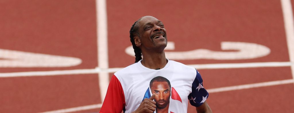 Snoop Dogg deslumbra en las pruebas olímpicas de EE.UU. corriendo los 200 metros