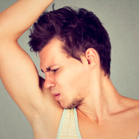 Por eso siempre andan pasao' a rodilla... ¿Por qué los adolescentes huelen tan mal?