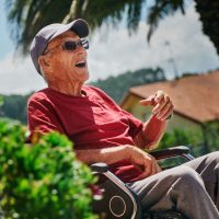 Modo planta activado: Exponerte a la luz del sol ayuda a que duermas mejor en la noche