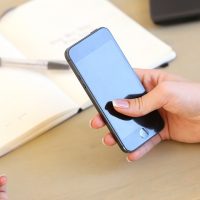 Cuenta la firme: ¿se debería prohibir el uso de celulares en los colegios?