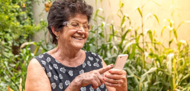 Abuela Australiana Estuvo a Punto de Rechazar Premio de 10 Millones por Creer que Era una Estafa