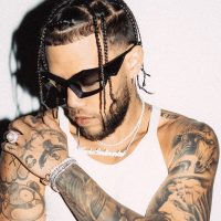 Hace frío así que subamos la temperatura con el nuevo tema de Jhayco "3D"