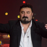 Amar Azul Busca Nacionalidad Chilena: La Banda de Cumbia Se Conquista a Sí Misma en Chile