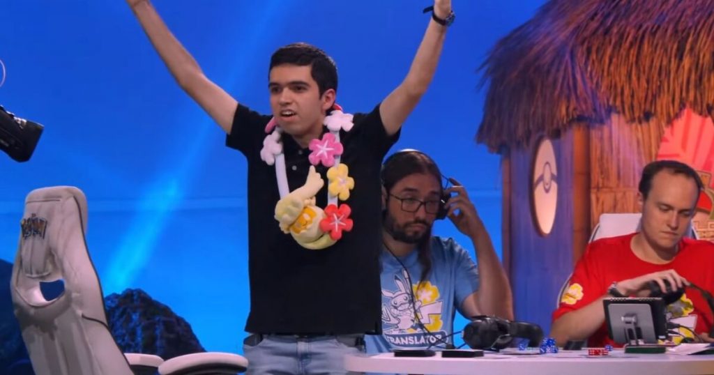 La Moneda recibe al campeón mundial chileno de Pokémon