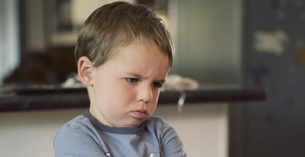 Un restaurante cobra extra por niños que hacen pataletas en el local