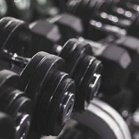 Gimnasio mezcla entrenamiento físico con prácticas cristianas