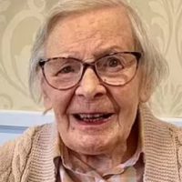 El Secreto de la Longevidad: Cerveza y Soltería, Afirma Mujer de 105 Años