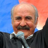 Fernando Farías rompe el silencio respecto a su estado de salud: “Camino despacito porque me caí, pero estoy bien”