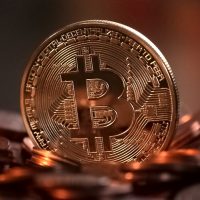 ¿Quién tiene bitcoins? Por primera vez las bitcoins alcanzan los 100mil dólares