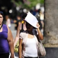 Navidad Hot: Hasta 39°C en Zonas de Seis Regiones por Alerta de Altas Temperaturas