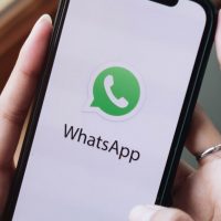 Clonó el WhatsApp de su jefe y robó 35 mil dólares