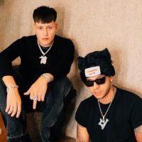 Para llegar calentito a Viña: Kidd Voodoo lanzó “3D” en colab con Lyanno