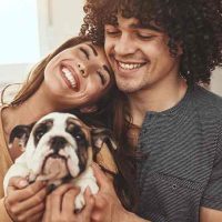 Estudio Revela que el 72% de los Millennials Prefiere Tener Perros en Lugar de Hijos