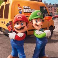Estudio confirma que los hermanos menores son los más divertidos de la familia