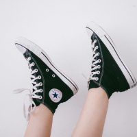 Elige los mejores zapatos y zapatillas escolares según la edad