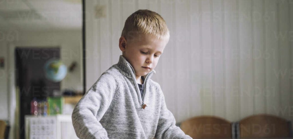 Niños que ayudan en casa: la clave para un futuro exitoso