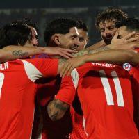 La más prendida te regalonea con invitaciones para ir a ver a la Roja contra Ecuador