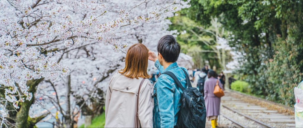 Viajar hace más feliz que tener hijos, según estudio internacional