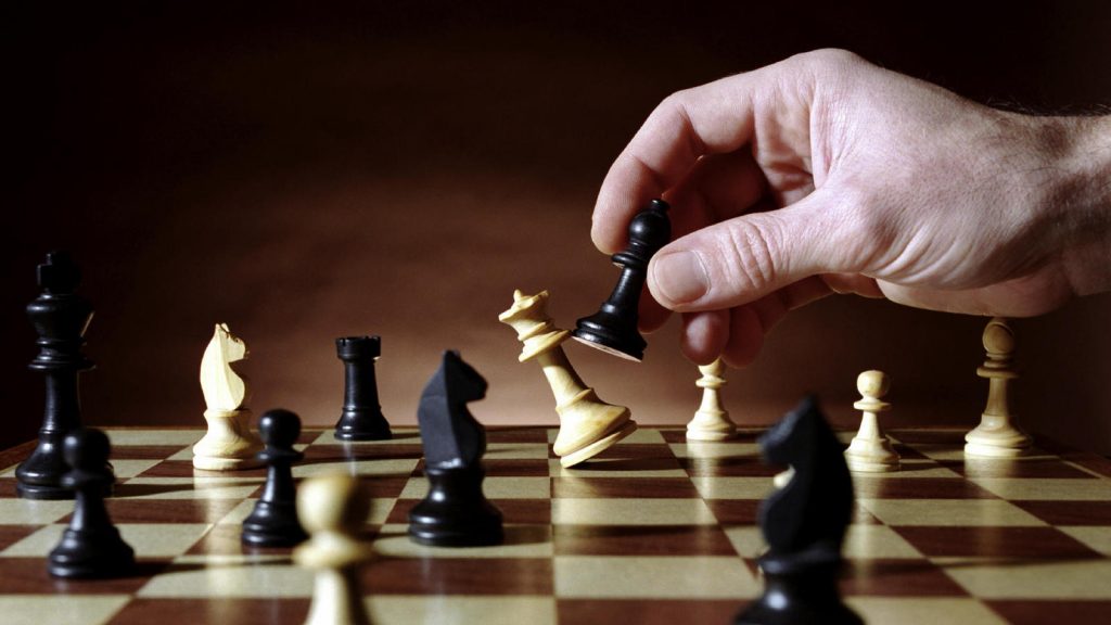 ¡Por usarse en apuestas! Prohíben jugar ajedrez en Afganistan