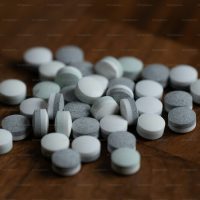 ISP alerta sobre riesgos del uso de ibuprofeno sin supervisión médica